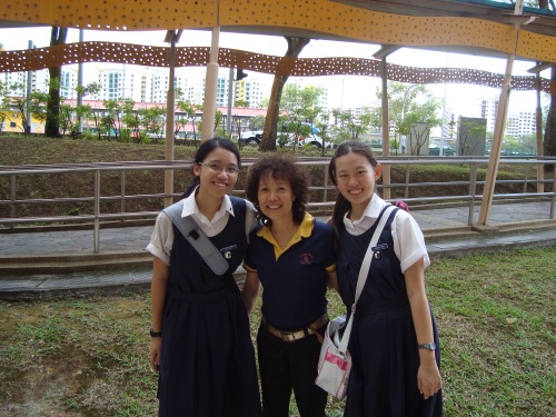 Gloria, Samantha Soong and their "Aunty"